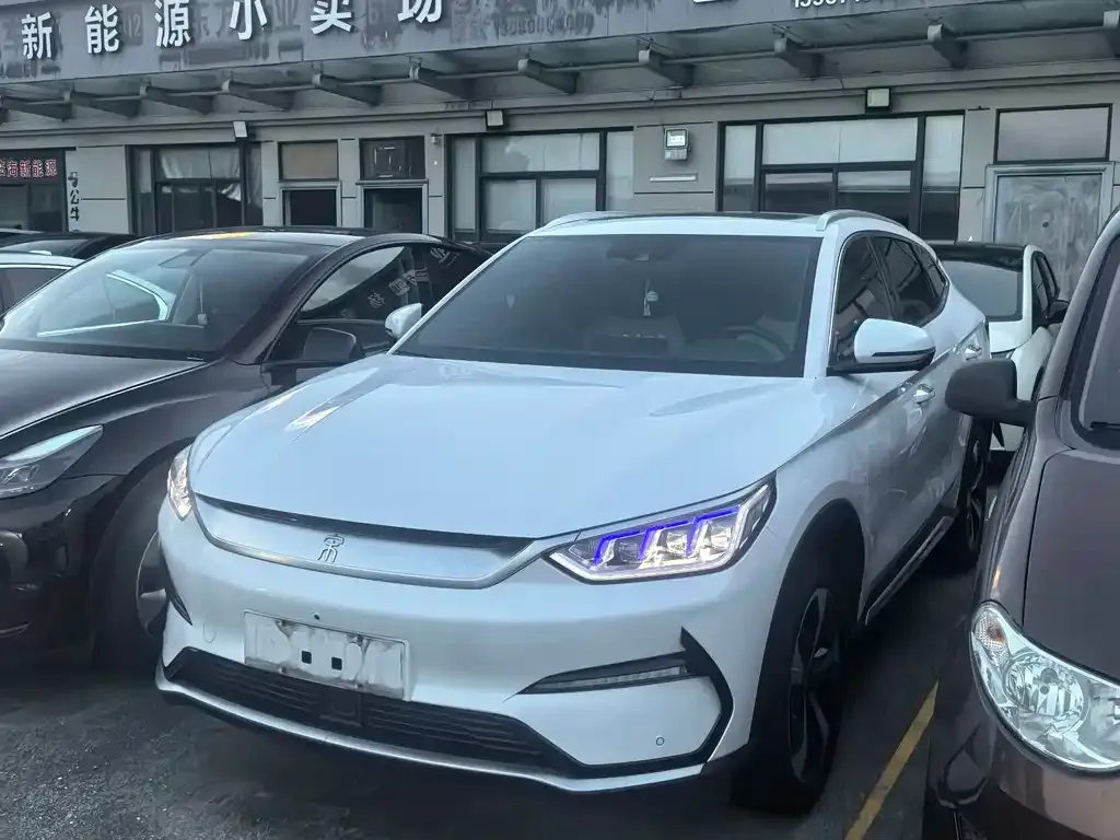 BYD PLUS New Energy — фото 1