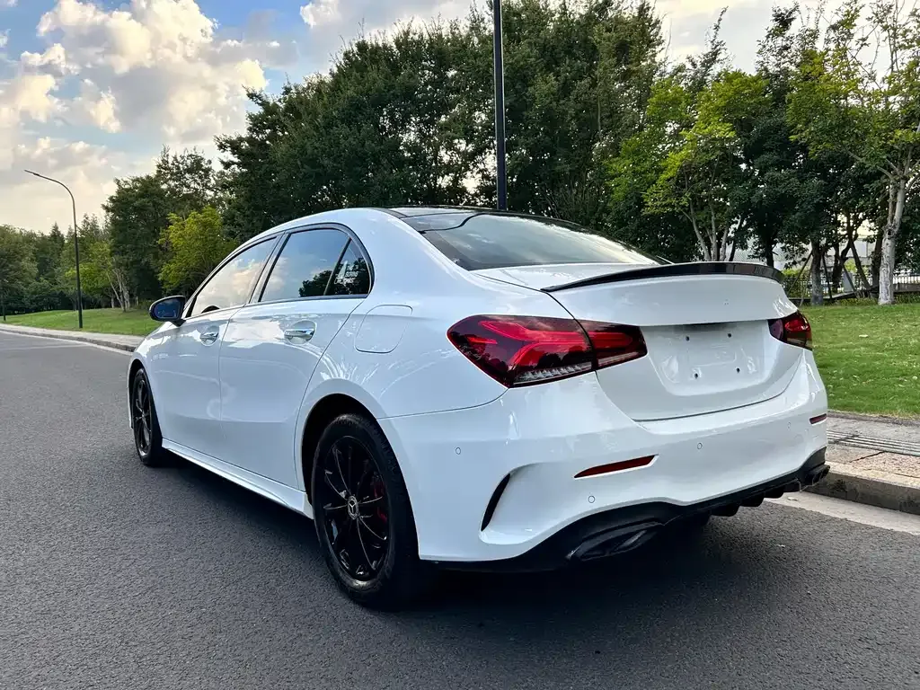 Mercedes-Benz A-Class — фото 8