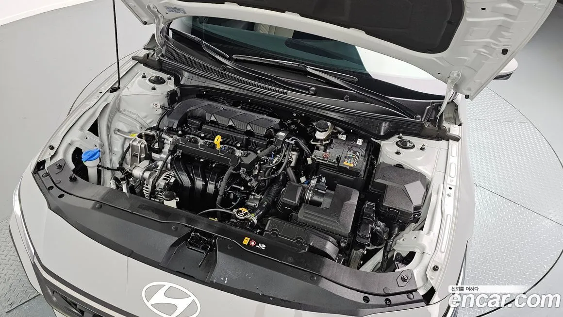 Hyundai AVANTE — фото 6