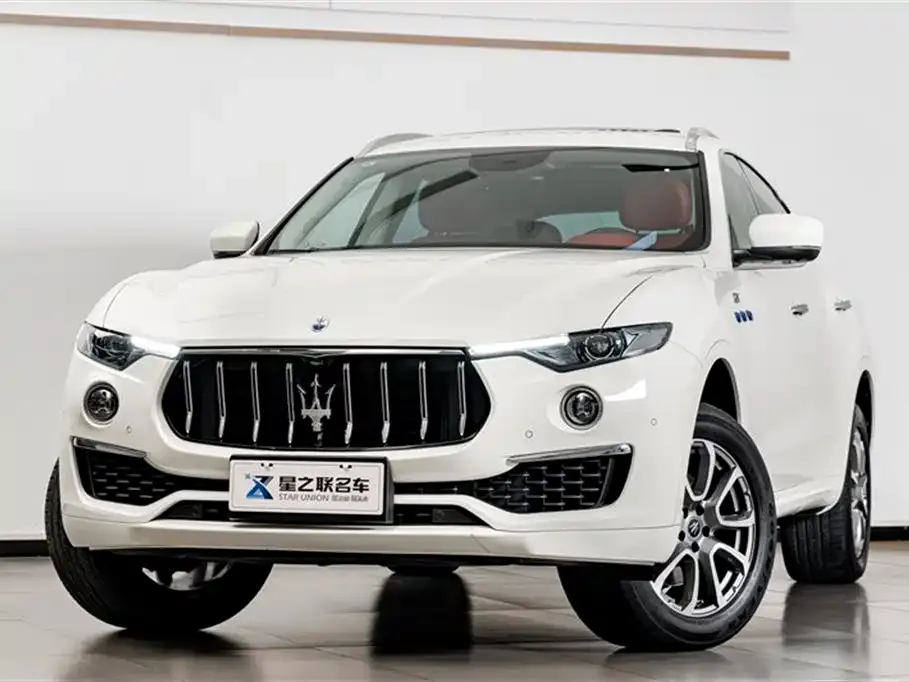 Maserati Levante — фото 3