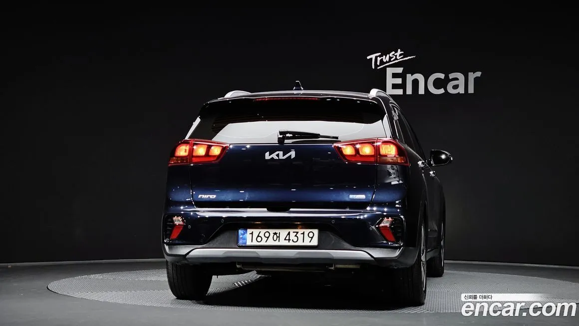 Kia Niro — фото 4