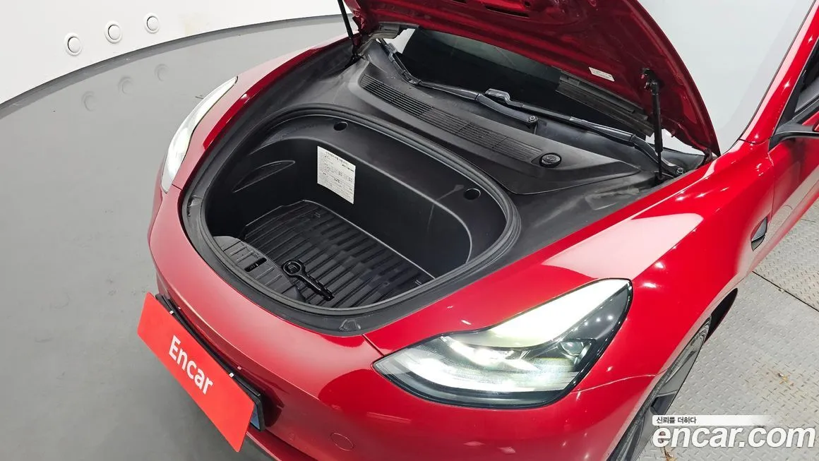 Tesla Model 3 — фото 6