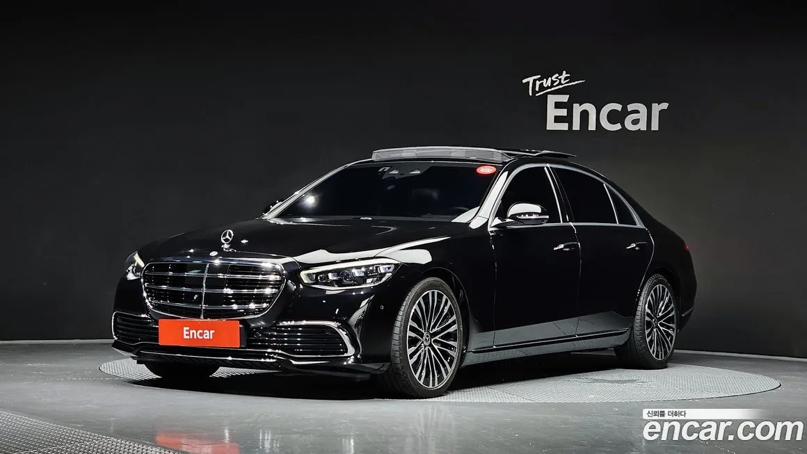 Mercedes-Benz S-Class — фото 1