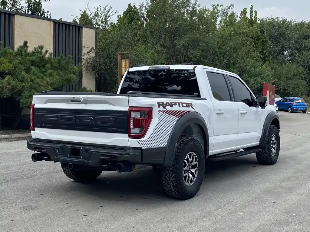 Ford F-150 Raptor — фото 4