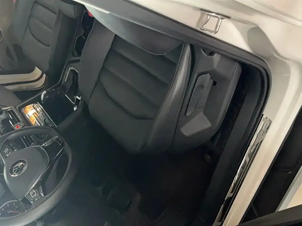Volkswagen Tharu — фото 10