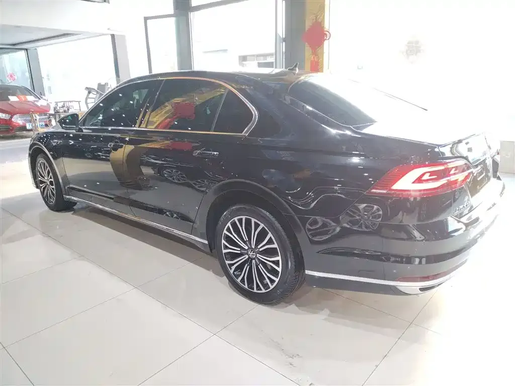 Volkswagen Phideon — фото 5