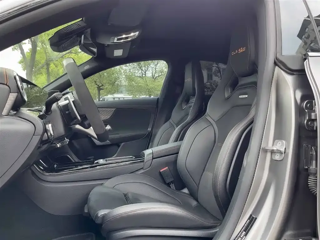 Mercedes-Benz CLA AMG — фото 8