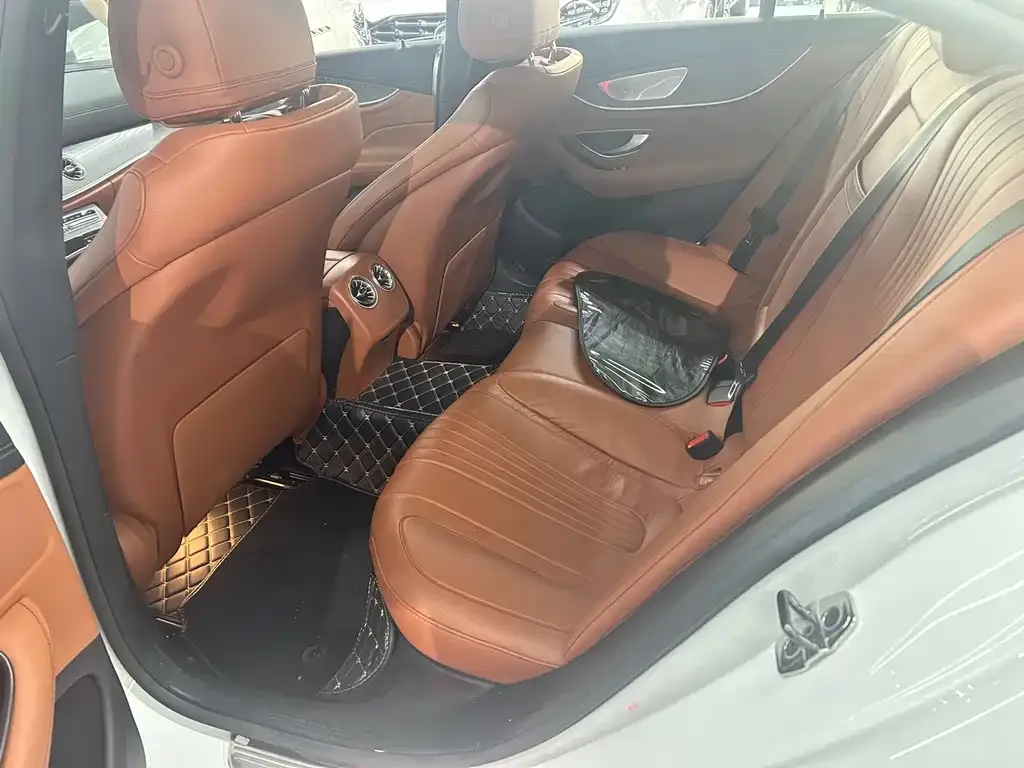 Mercedes-Benz CLS — фото 6