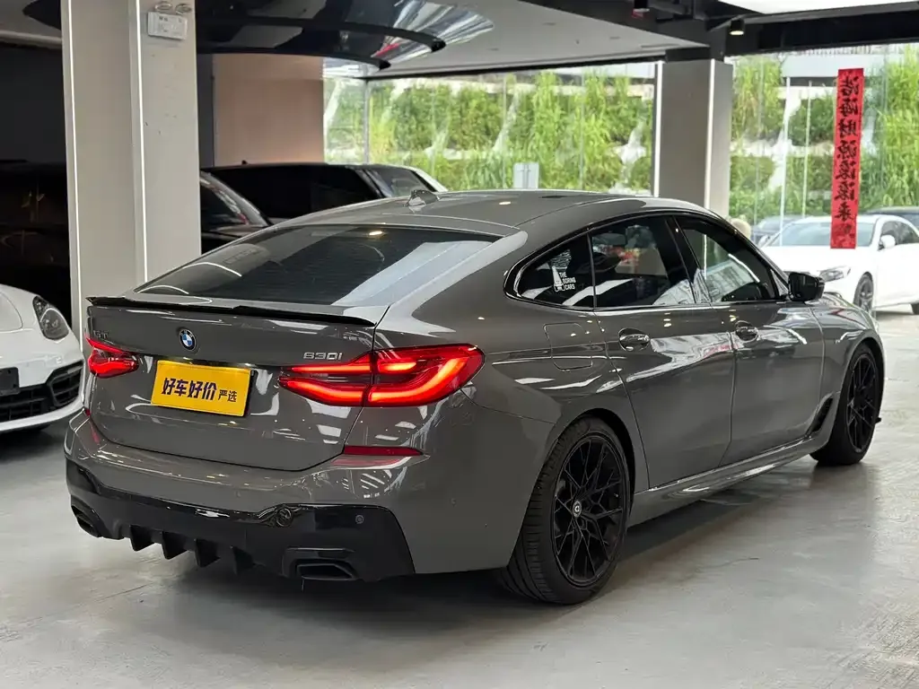 BMW 6 Series GT — фото 10