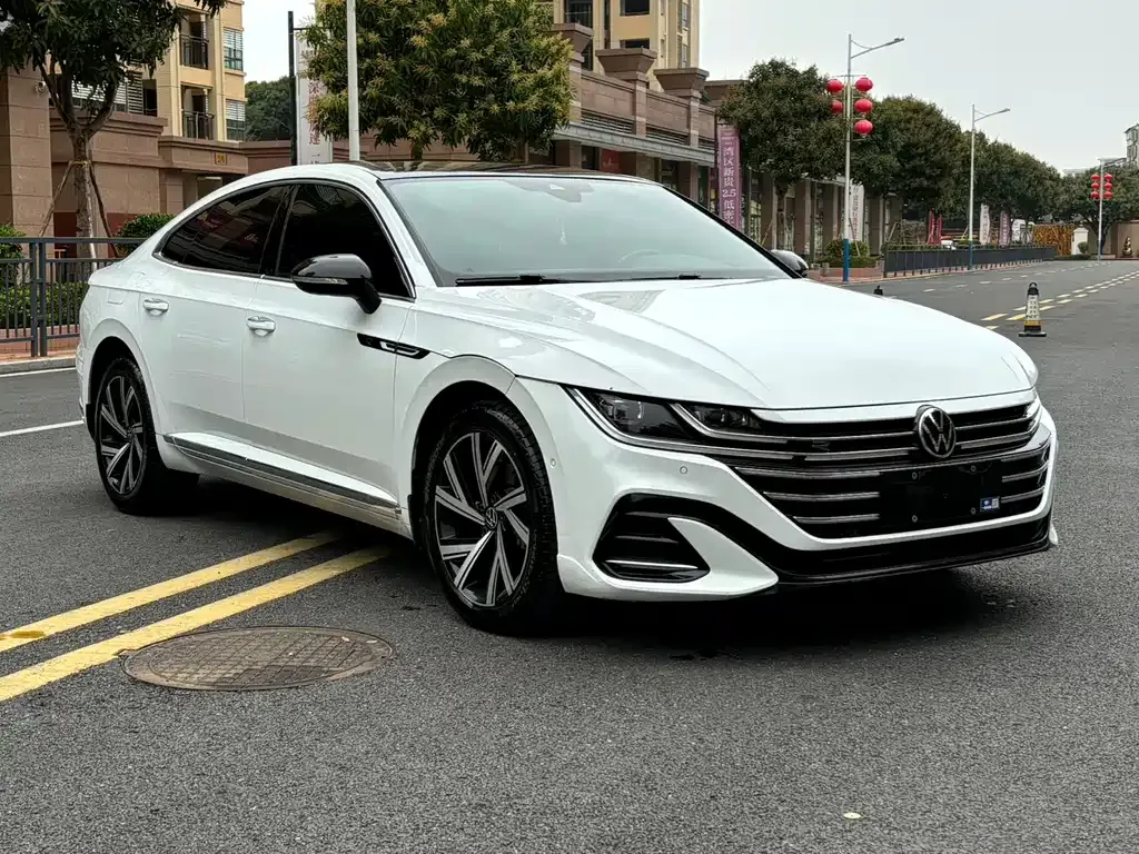 Volkswagen CC — фото 3