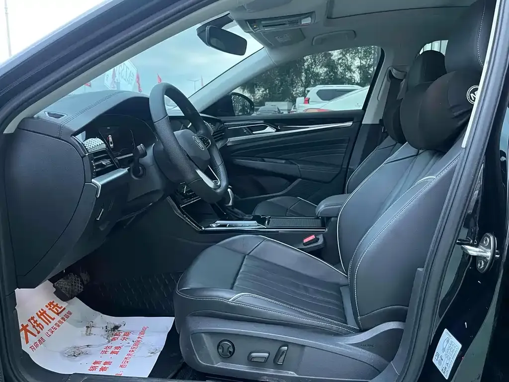 Volkswagen Passat — фото 4