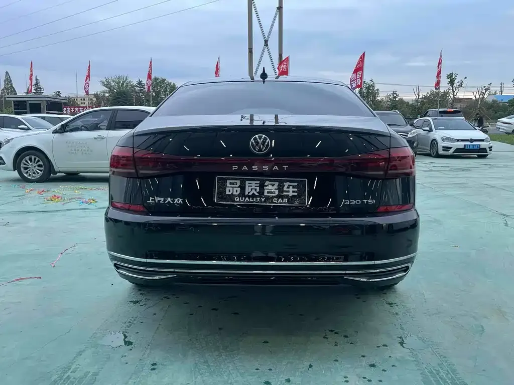Volkswagen Passat — фото 8