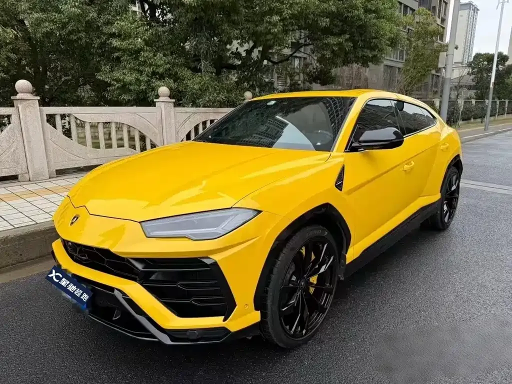Lamborghini Urus — фото 2