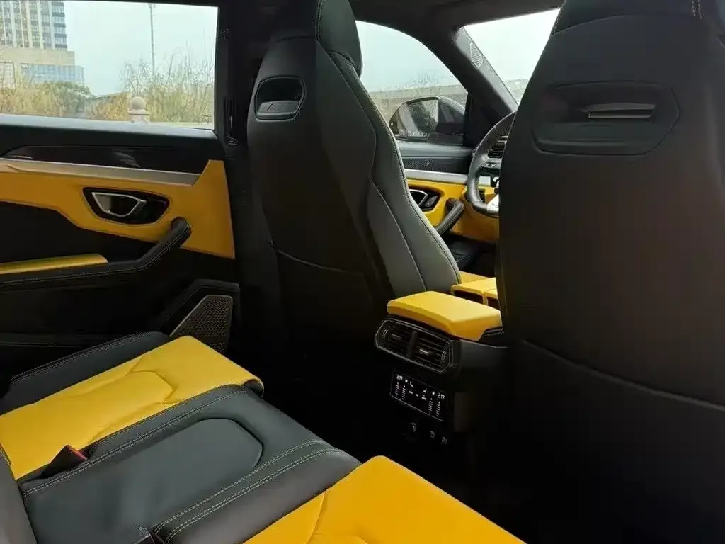 Lamborghini Urus — фото 5