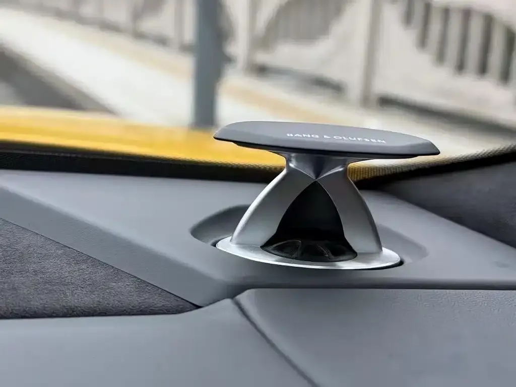 Lamborghini Urus — фото 6
