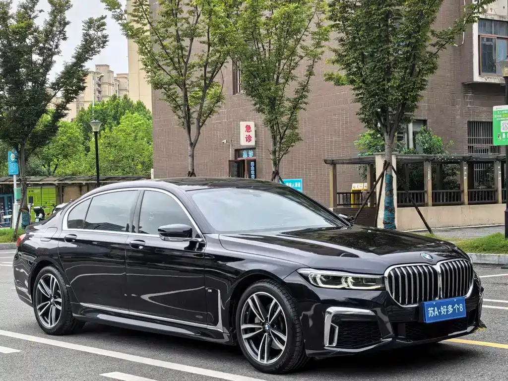 BMW 7 Series — фото 3