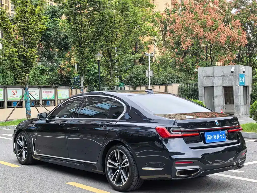 BMW 7 Series — фото 5