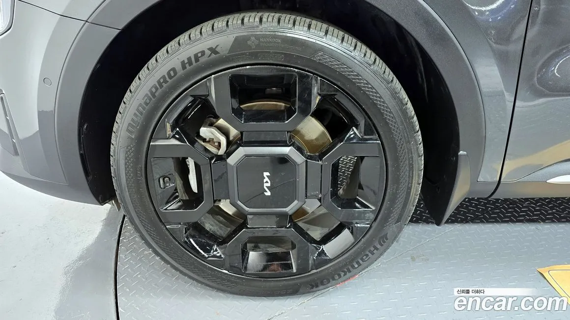 Kia Sorento — фото 5