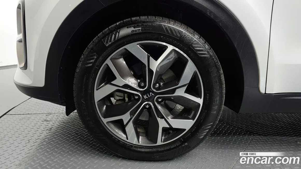 Kia Sportage — фото 5