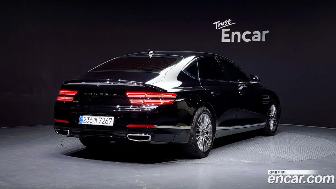 Genesis G80 — фото 2