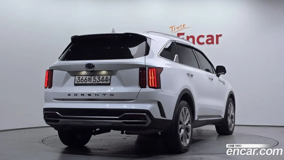 Kia Sorento — фото 2