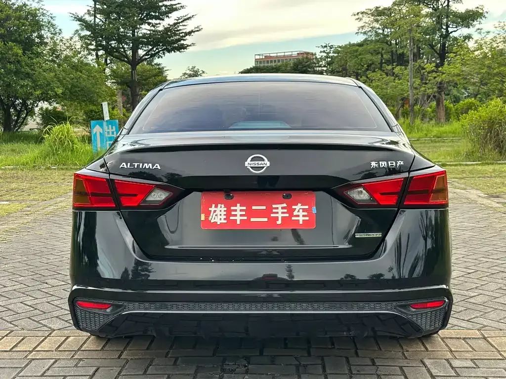 Nissan Teana — фото 4