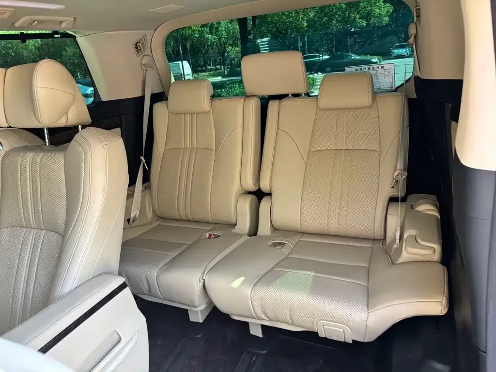Toyota Vellfire — фото 10