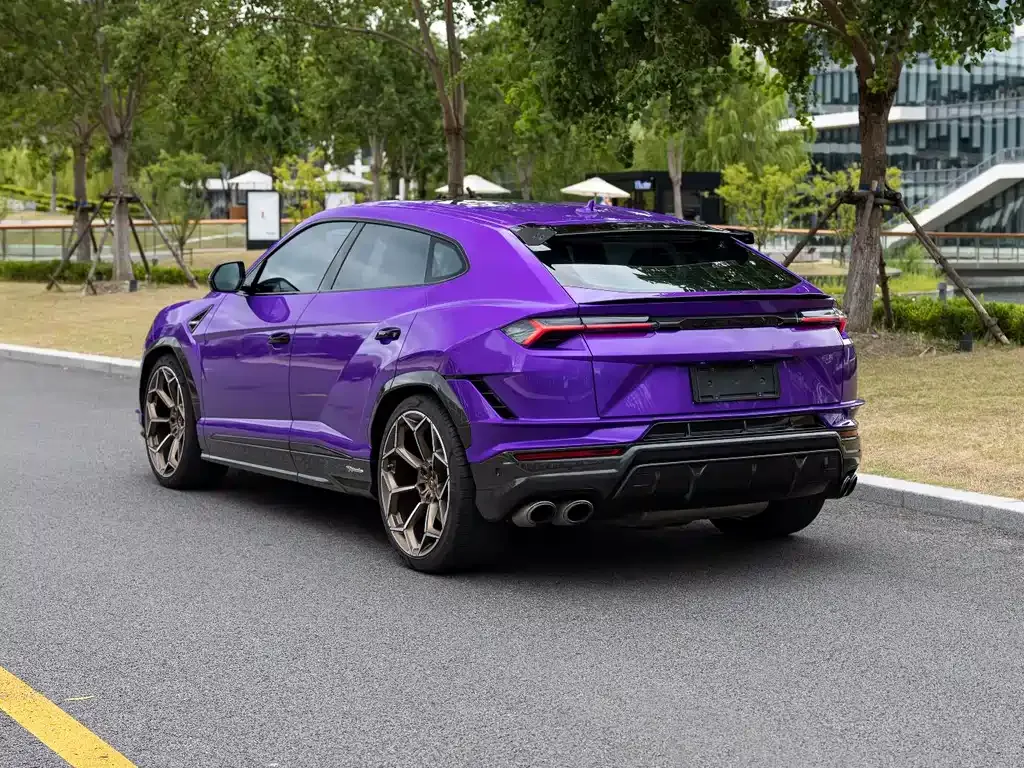 Lamborghini Urus — фото 6