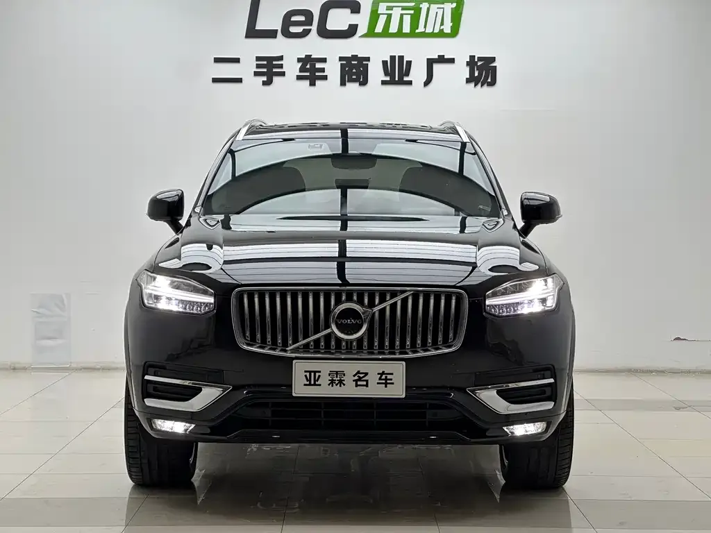 Volvo XC90 — фото 2
