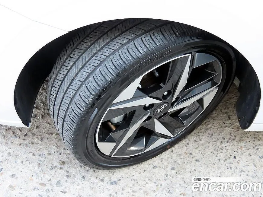 Hyundai AVANTE — фото 5