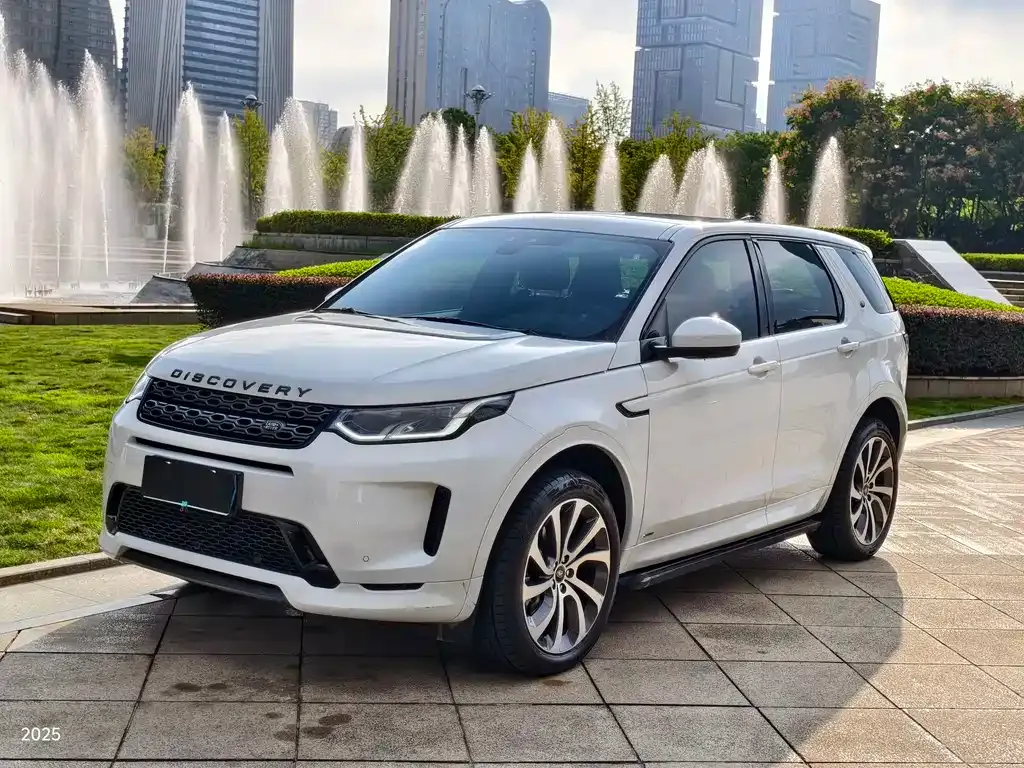 Land Rover Discovery Sport — фото 1