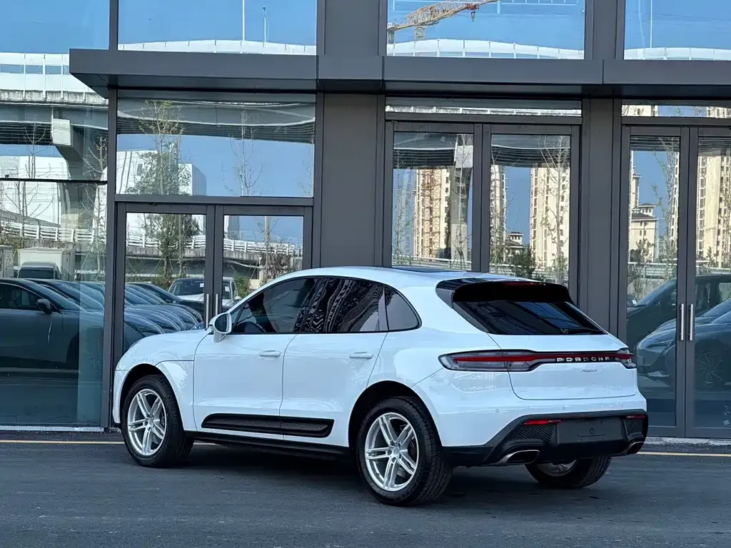 Porsche Macan — фото 4