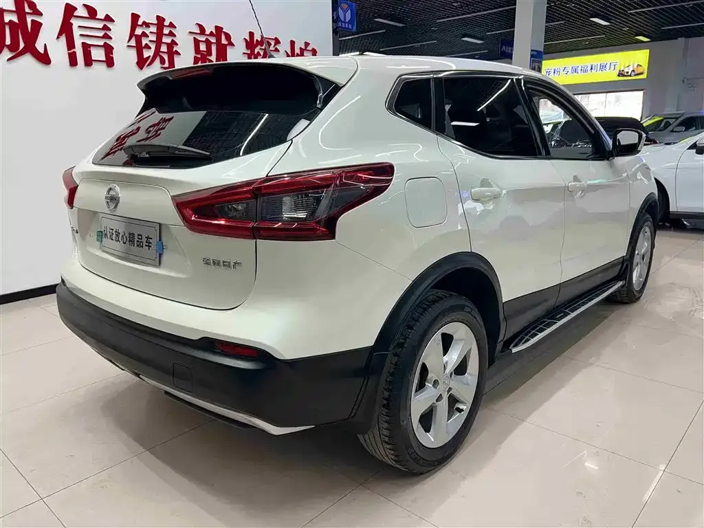 Nissan Qashqai — фото 6