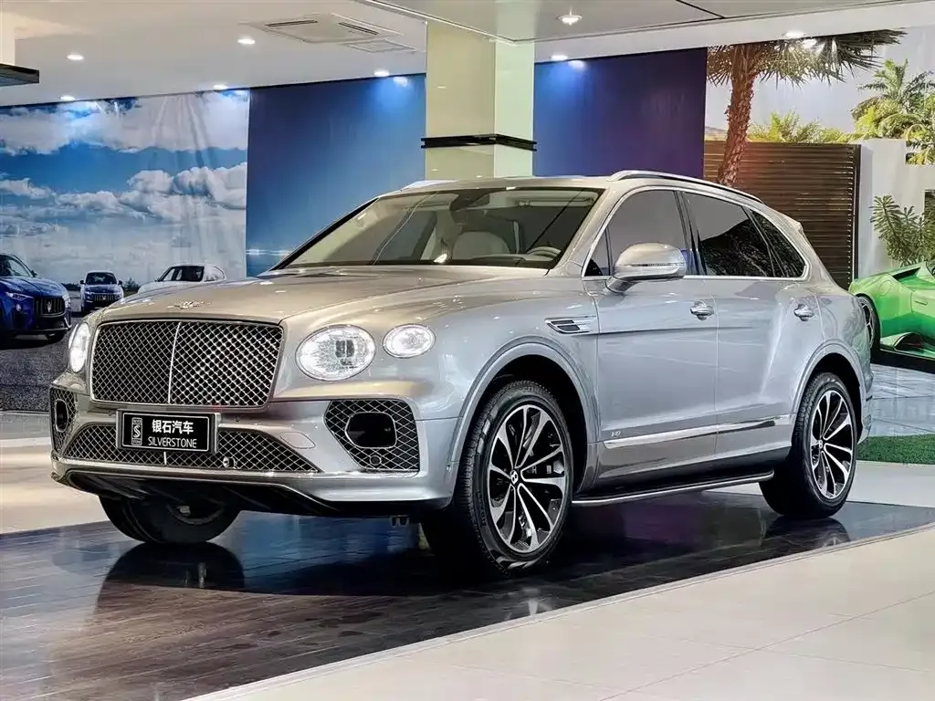Bentley Bentayga — фото 1