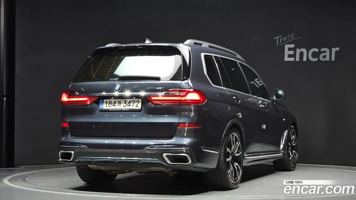 BMW X7 — фото 2