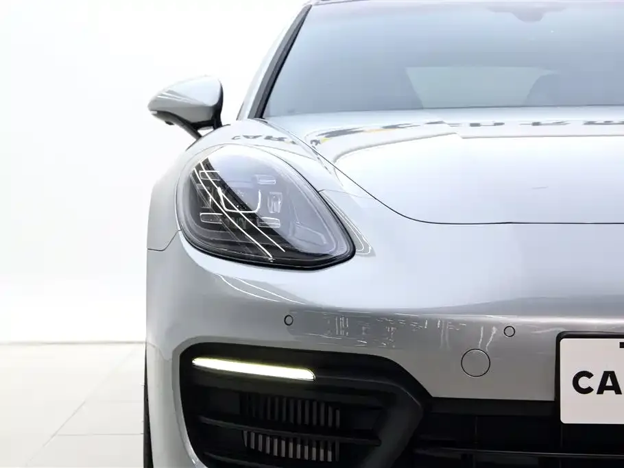 Porsche Panamera — фото 9