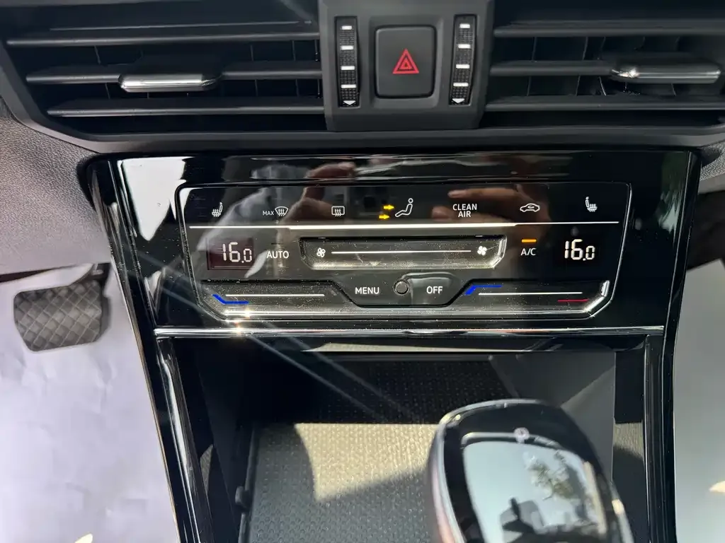 Volkswagen Passat — фото 10