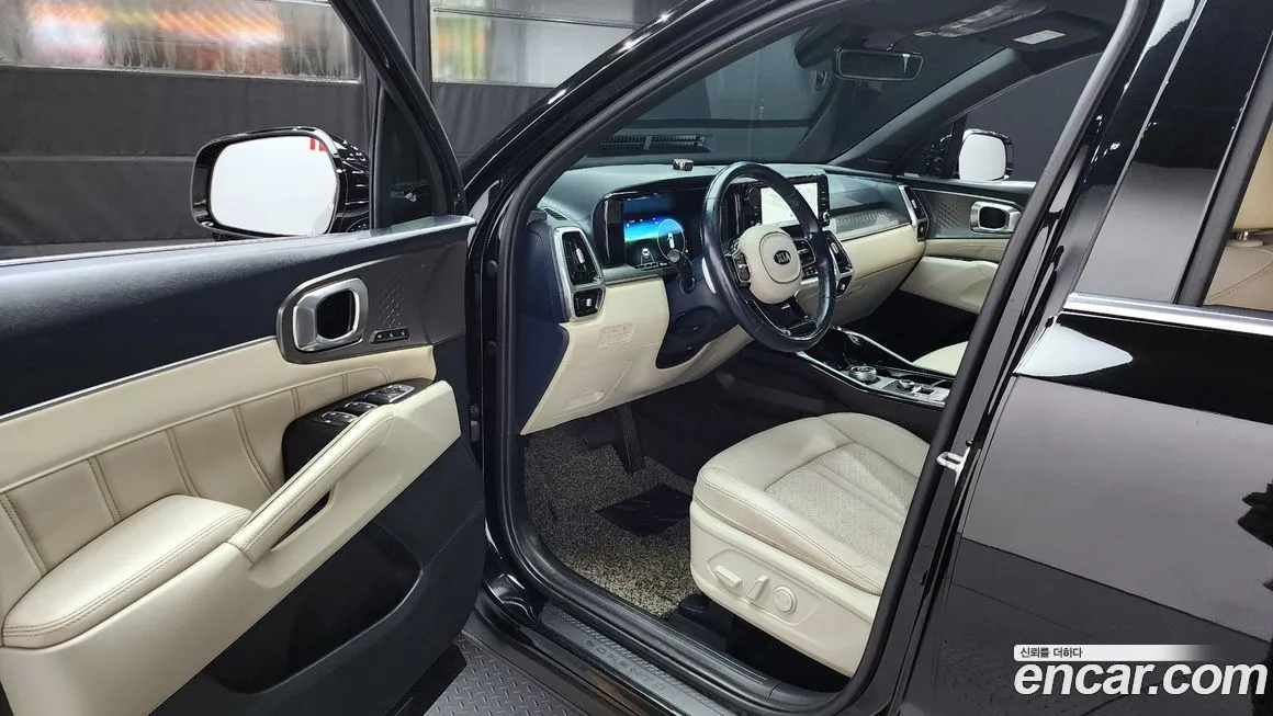 Kia Sorento — фото 10