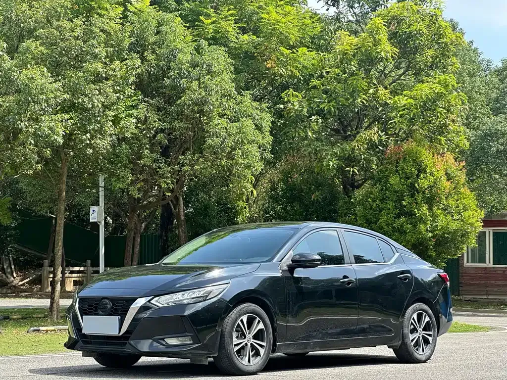 Nissan Sylphy — фото 1