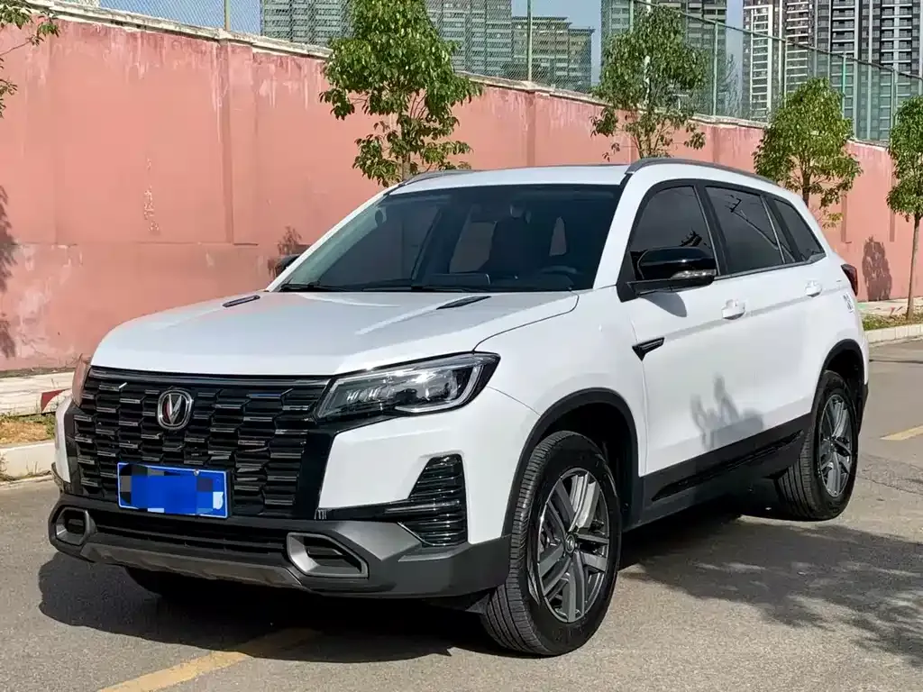Changan CS75 — фото 1