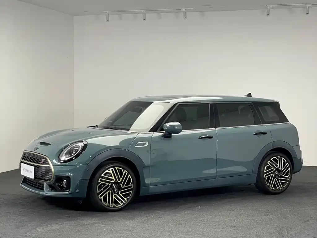 MINI Clubman — фото 10