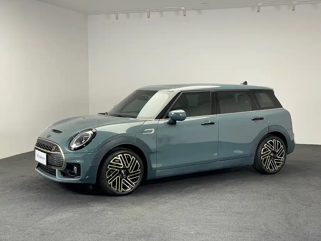 MINI Clubman — фото 3