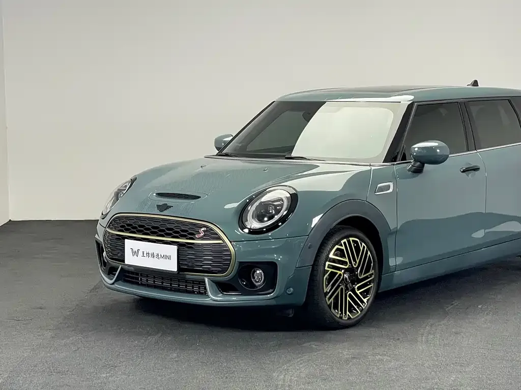 MINI Clubman — фото 7