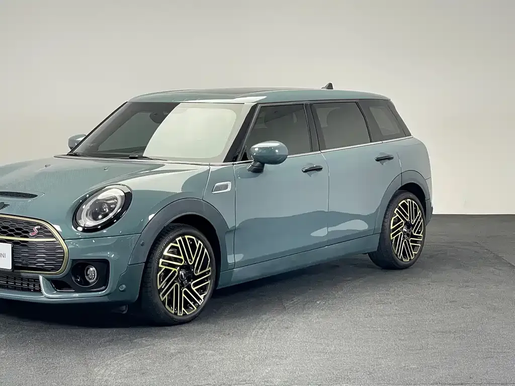 MINI Clubman — фото 8