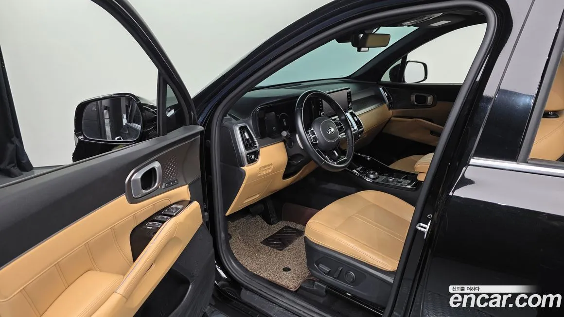 Kia Sorento — фото 10