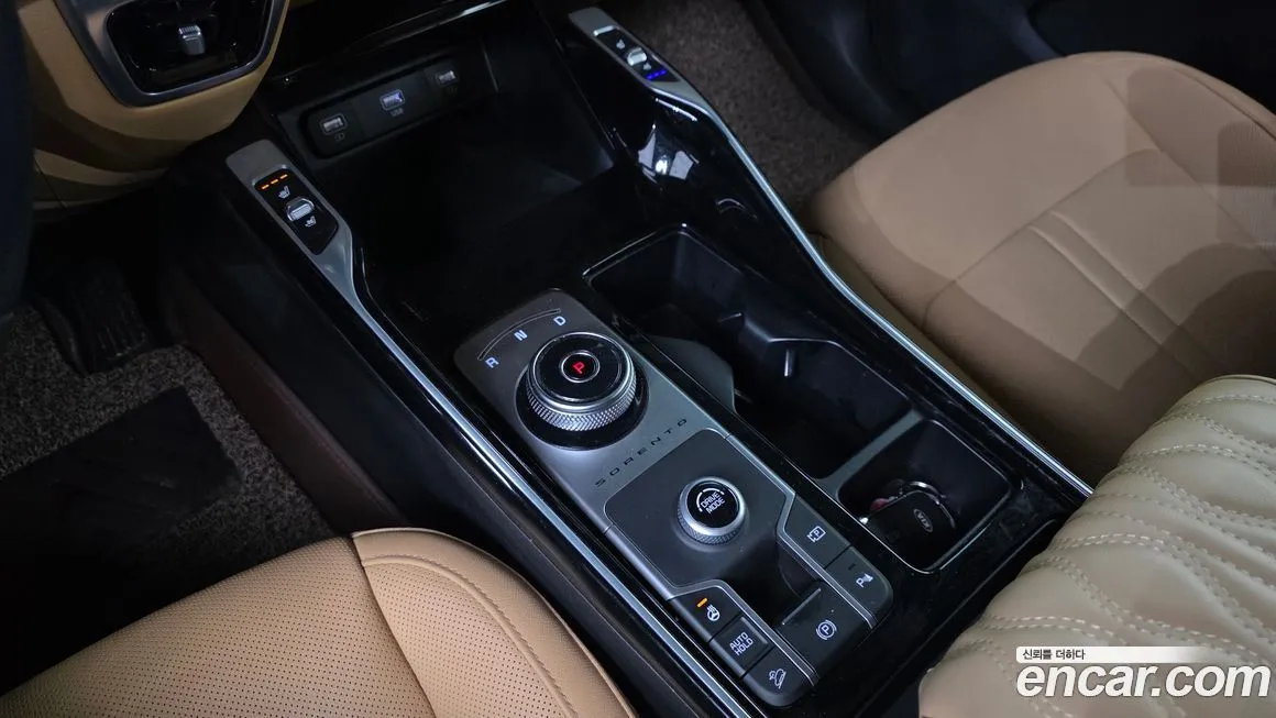 Kia Sorento — фото 9
