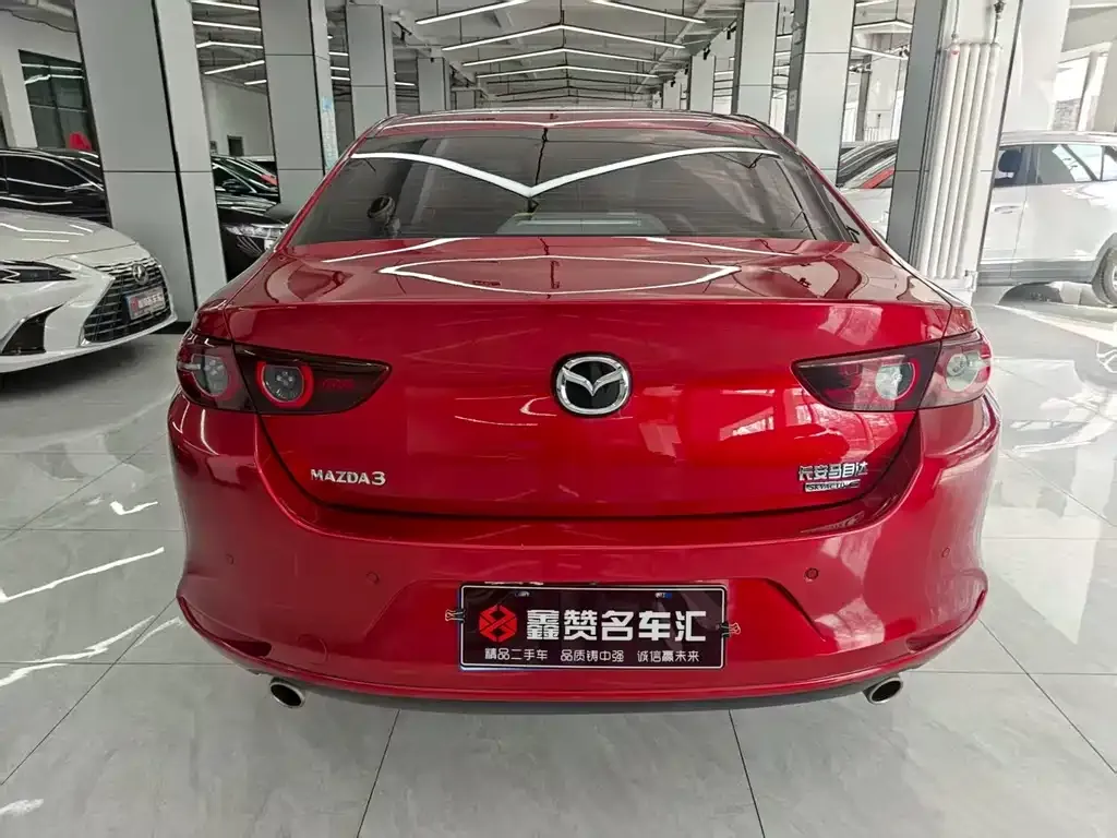 Mazda 3 Axela — фото 10