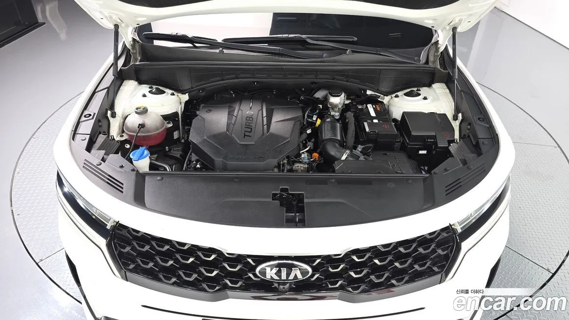 Kia Sorento — фото 6