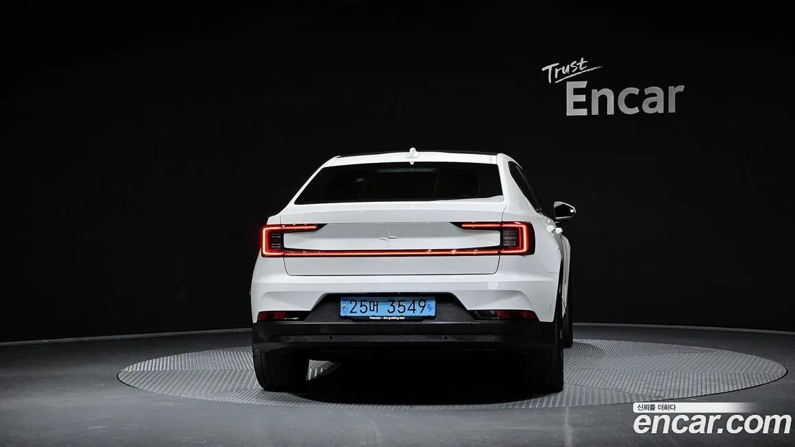 Polestar Polestar 2 — фото 4