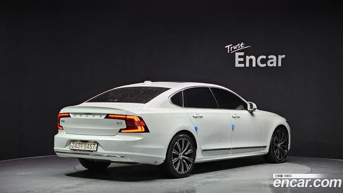 Volvo S90 — фото 2